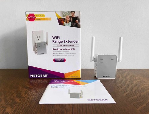WiFi Range Extender Netgear AC750