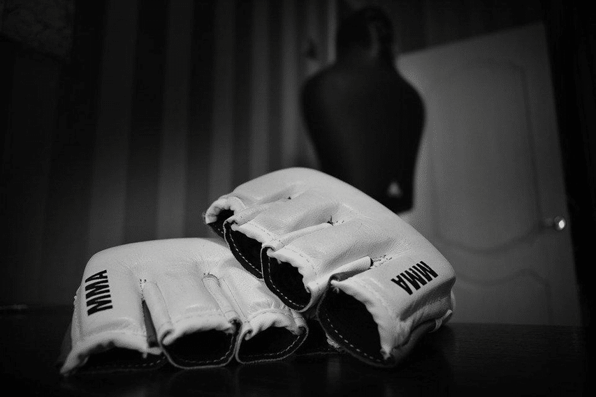 How Can Kratom Help MMA Fighters Deal With Acute Pain?